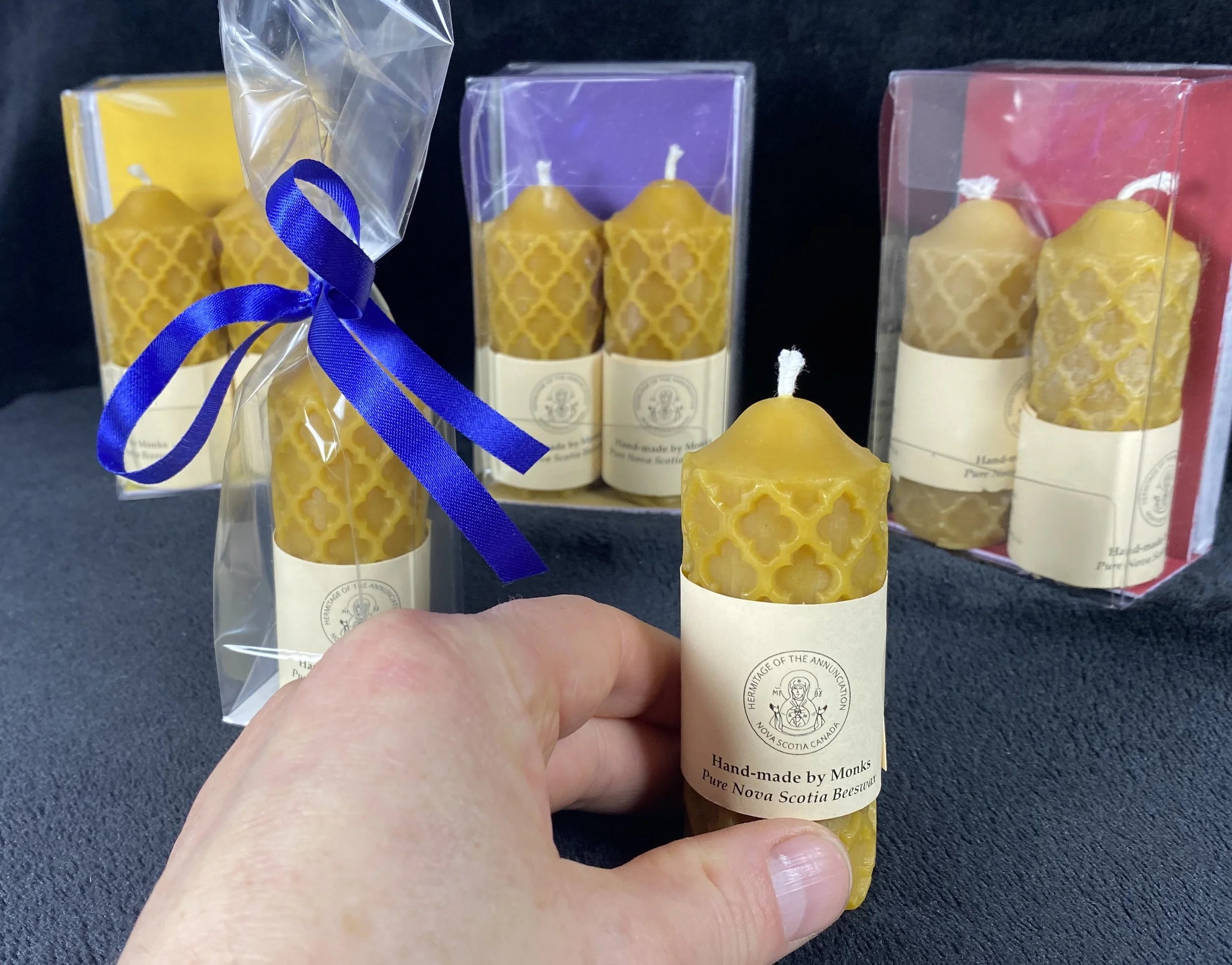 Beeswax Stainglass Pillar Candle - Small